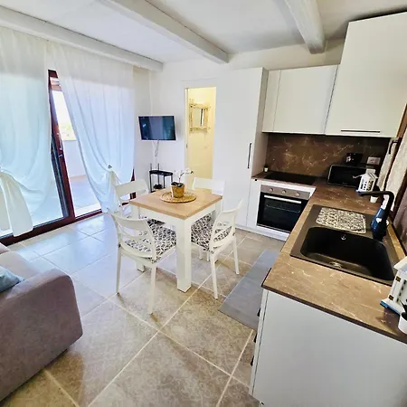Apartmán Rena Bianca 337 *